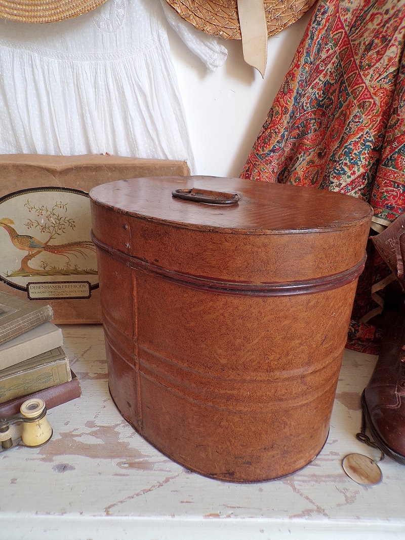 Beautiful antique hat tin, metal hat box, storage, prop, display. Victorian  hat box